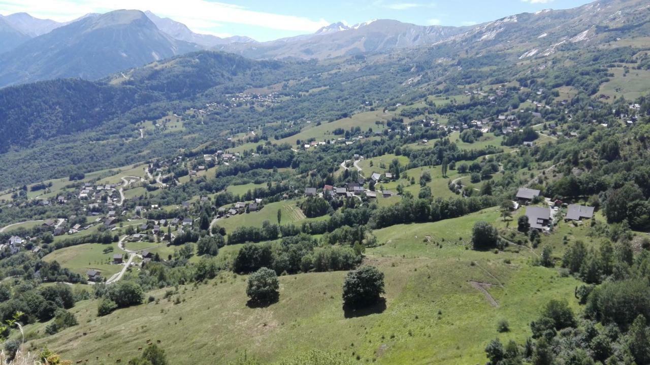 Bel Appartement Au Rez De Chaussee D'Un Chalet Jarrier Ngoại thất bức ảnh